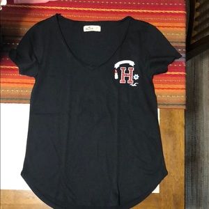 NWOT Bundle of Hollister-XS T-shirt’s